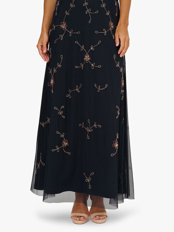 Adrianna Papell Avondjurk 'Short Sleeve Floral Beaded Mermaid Gown' in Blauw