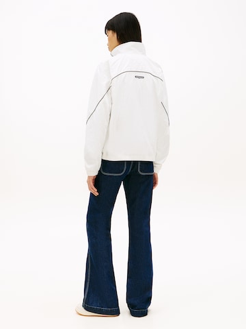 balta Tommy Jeans Demisezoninė striukė