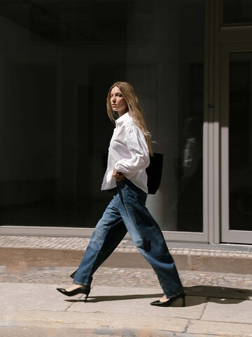 Décolleté 'Janet' di BOSS in nero