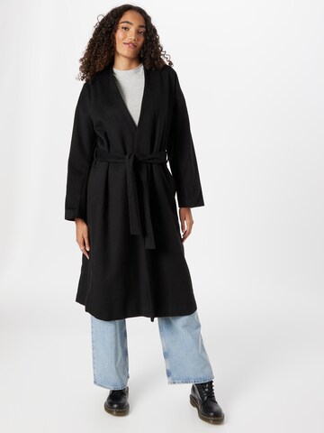 Sisley Between-seasons coat in Black: front