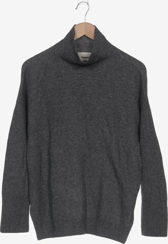 Nanushka Sweater & Cardigan in XS in Grey: front