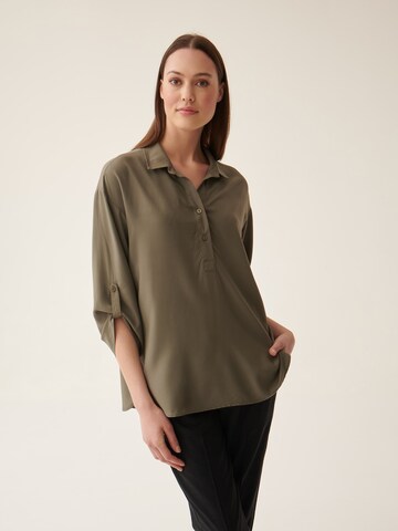 TATUUM Blouse 'BALEA' in Groen: voorkant