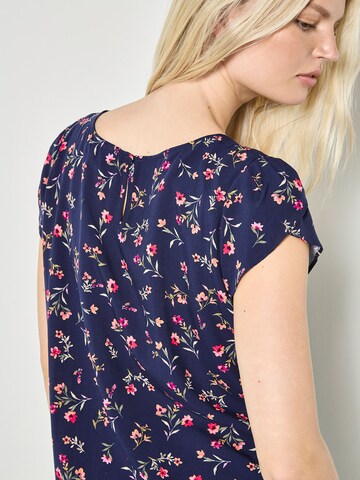 Haut 'Ditsy Floral' Apricot en bleu