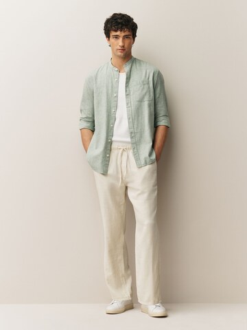 Next Ohlapna forma Hlače | bela barva