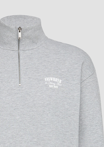 Sweat-shirt QS en gris