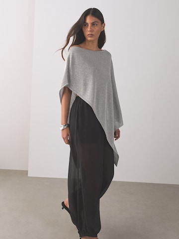 Cape Next en gris