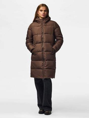 PIECES Winter coat 'PCBEE' in Brown: front