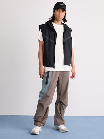 Nike Sportswear - Colete desportivos 'Tech' em preto