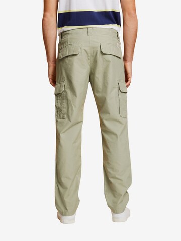 ESPRIT Regular Cargo Pants in Green