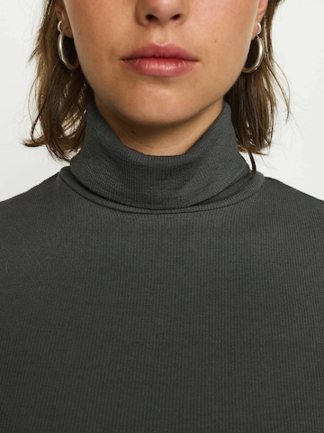 T-shirt 'Fenja' Soft Rebels en vert