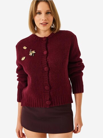 Giacchetta di Bianco Lucci in rosso: frontale