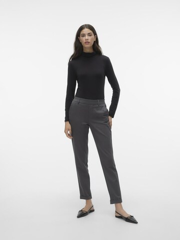 VERO MODA Regular Hose 'VMMaya' in Grau
