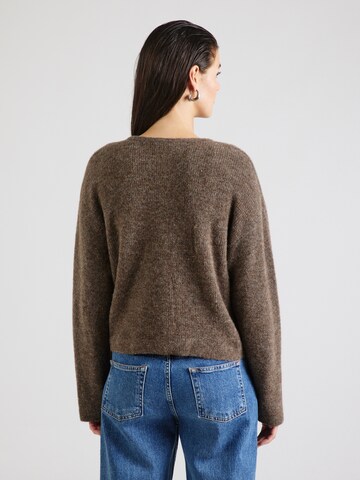 Cardigan & Other Stories en marron