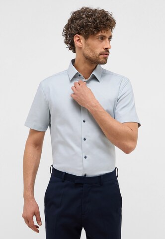 ETERNA Slim fit Business shirt in Green: front
