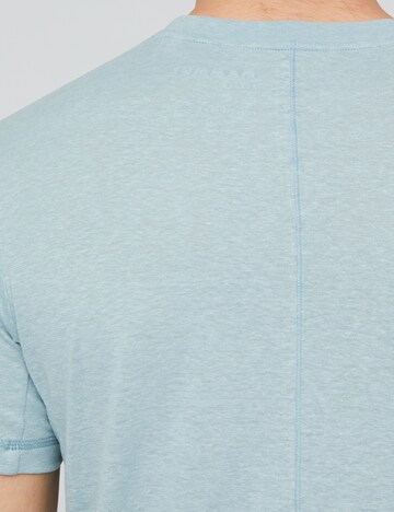 MAMMUT Performance Shirt in Blue