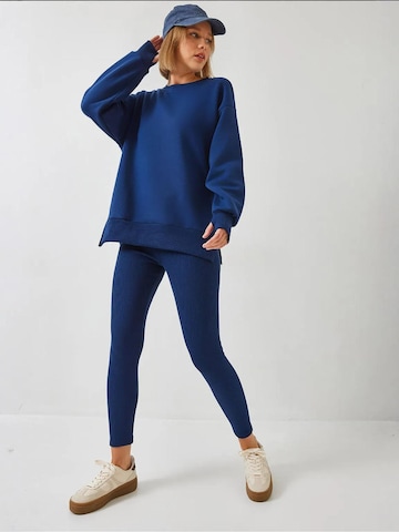 Bianco Lucci Sweatsuit in Blue