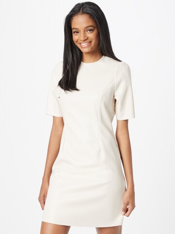 Noisy may Dress 'HILL' in White: front