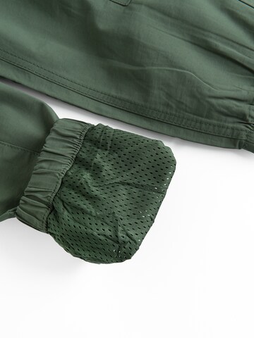 Cool Club Tapered Pants in Green