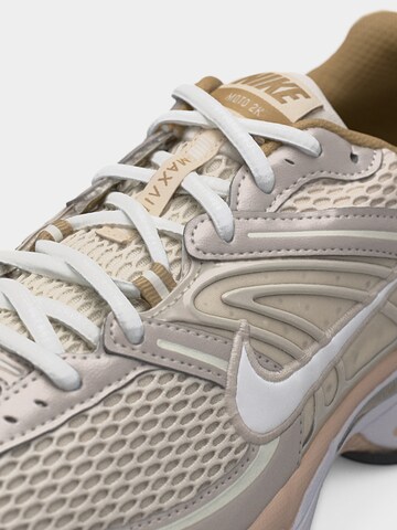 Nike Sportswear Rövid szárú sportcipők 'Air Max Moto 2K' - barna