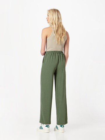 Hailys Loose fit Pleat-Front Pants 'Delila' in Green