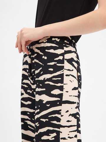 Regular Pantalon Marc Cain en noir