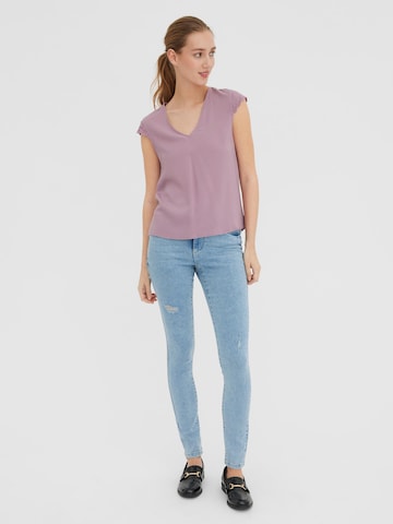 VERO MODA - Blusa 'VICA' em roxo