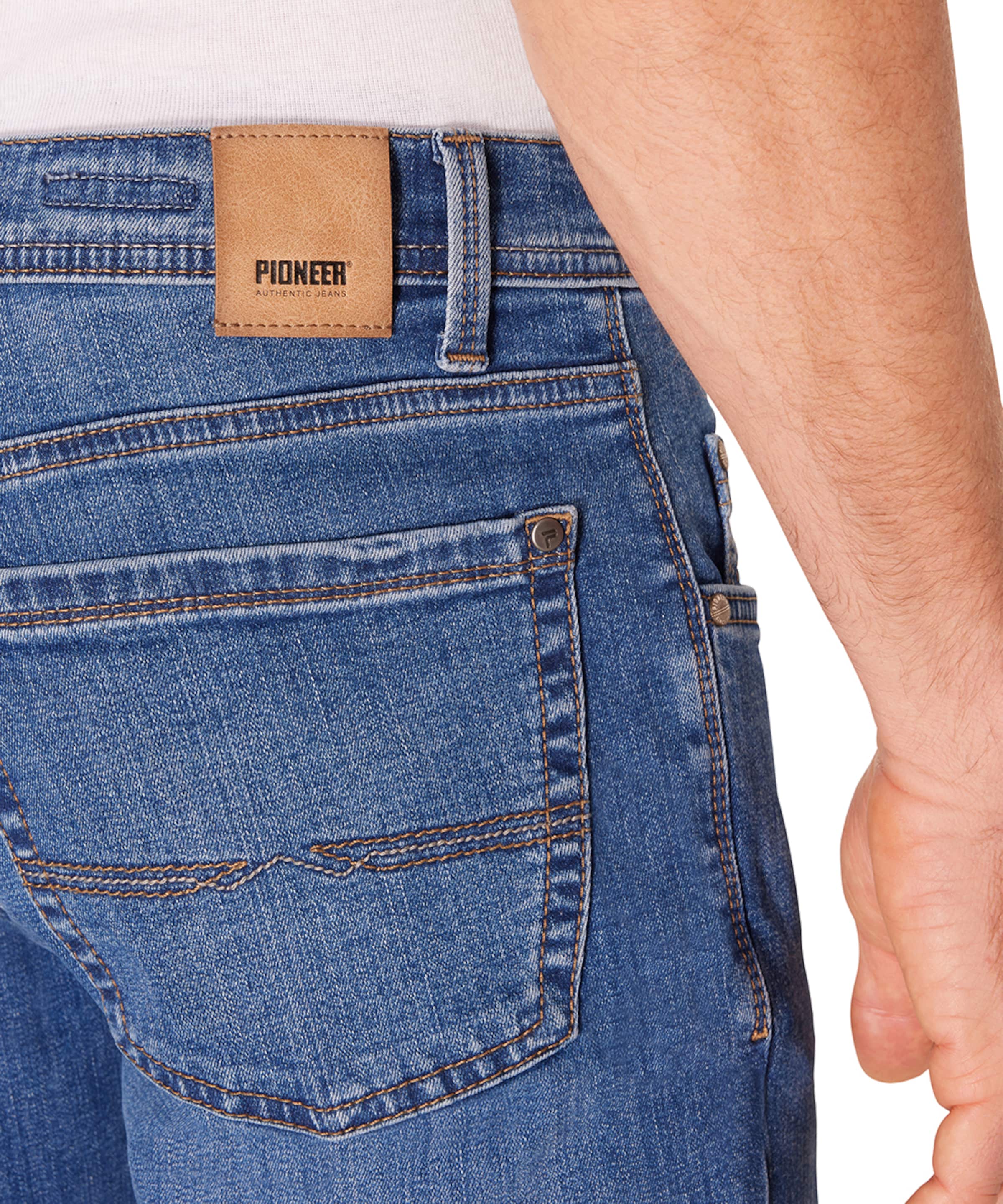 PIONEER Regular Jeans in Blue