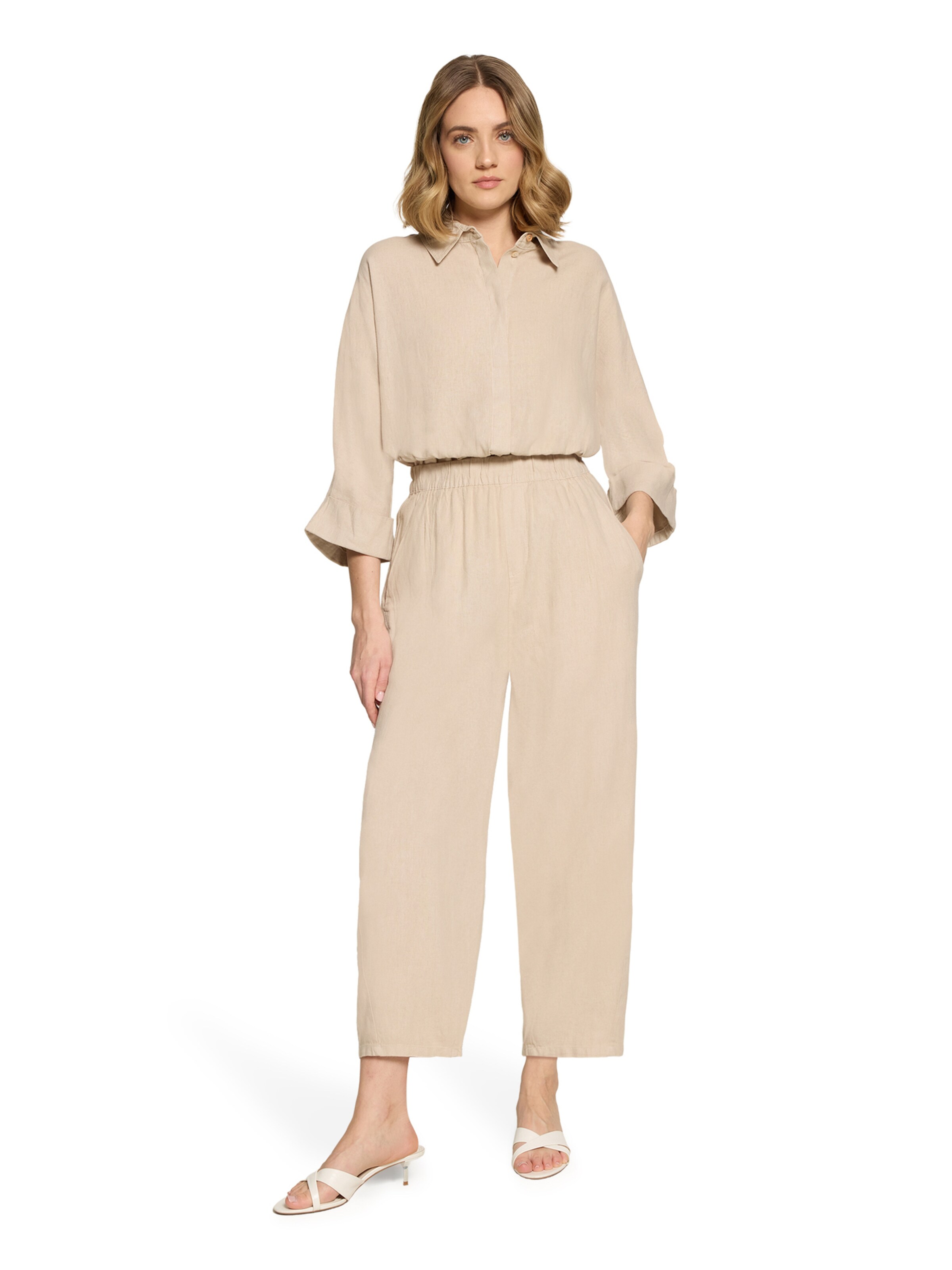 Cartoon Regular Trousers in Beige