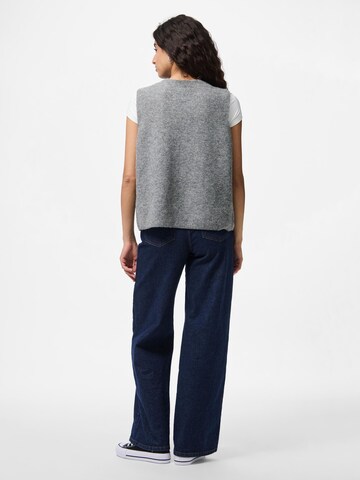 PIECES Knitted vest 'PCSilly' in Grey