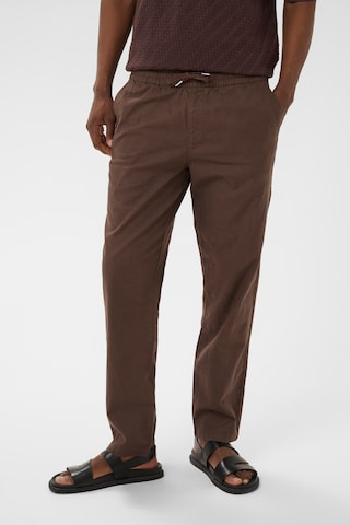 Matinique Regular Trousers in Brown: front
