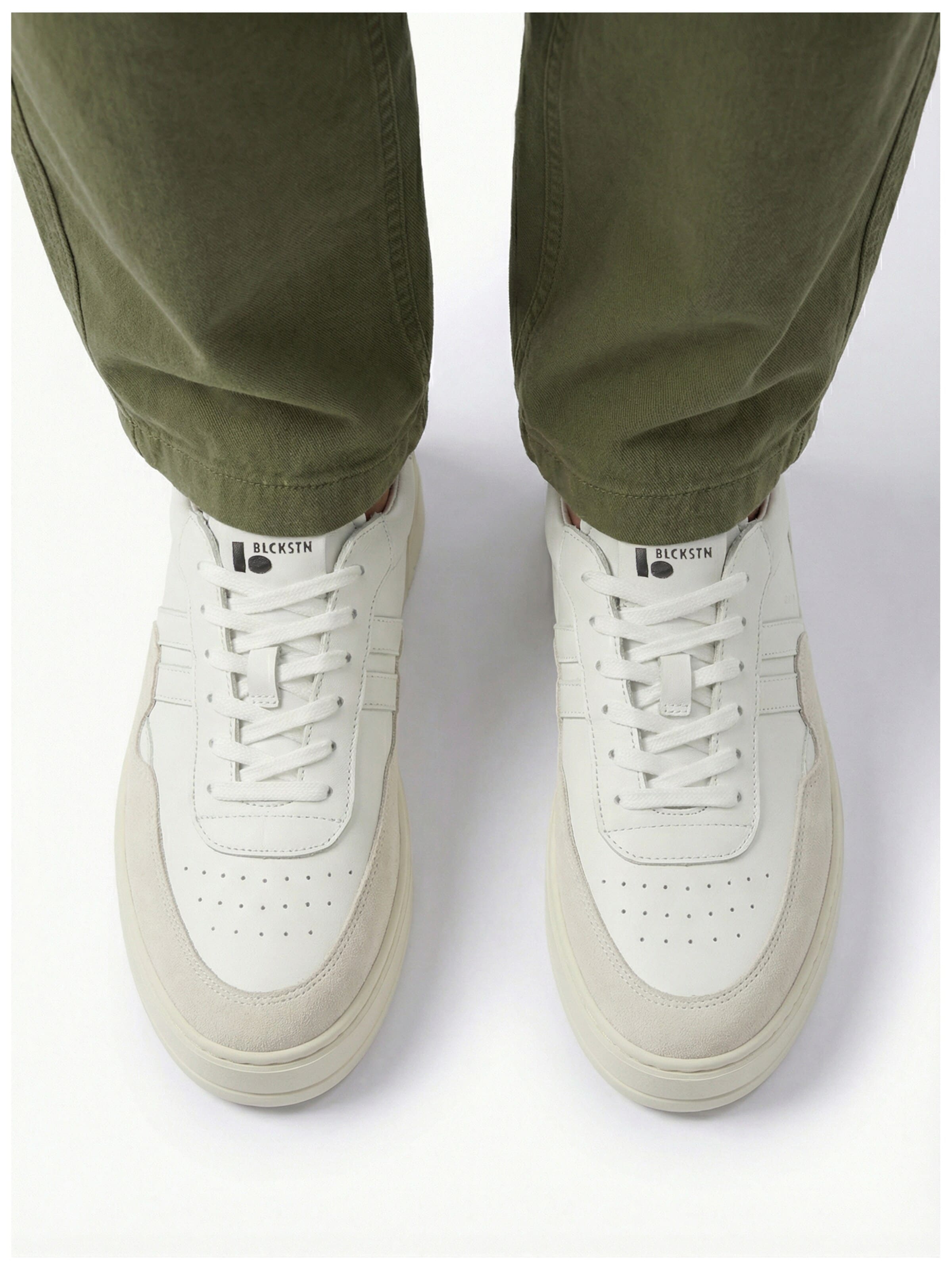 Baskets basses 'GARNET KODA' BLACKSTONE en blanc