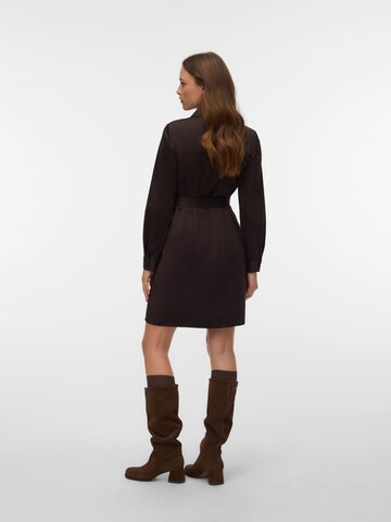 VERO MODA - Vestido camisero 'VMKatty' en marrón