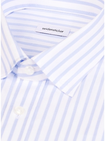 Coupe regular Chemise business 'Schwarze Rose' SEIDENSTICKER en bleu