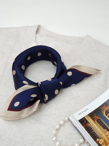 MayTree Scarf 'Seidentuch Punkte klein' in Blue