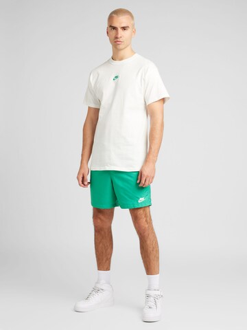 Nike Sportswear - regular Pantalón en verde