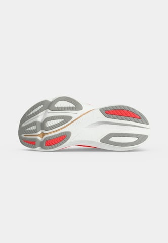 saucony Juoksukengät 'ENDORPHIN AZURA' värissä punainen