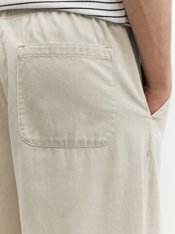 Pull&Bear Baggy Панталон в бяло