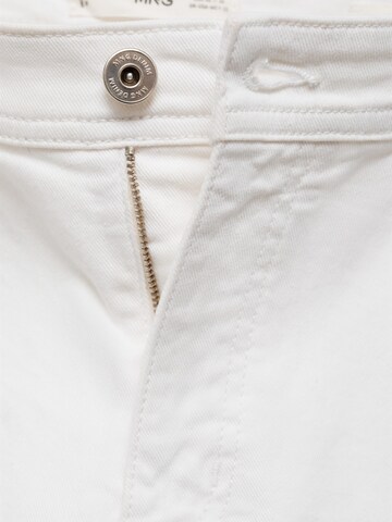 Coupe slim Jean 'Jan' MANGO MAN en blanc