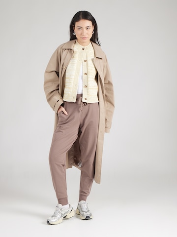 ABOUT YOU Tapered Broek 'Teena' in Grijs