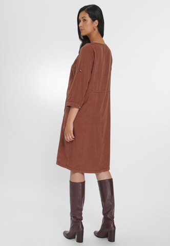 Emilia Lay Dress in Brown