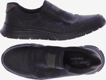 Rieker Flats & Loafers in 47 in Black: front