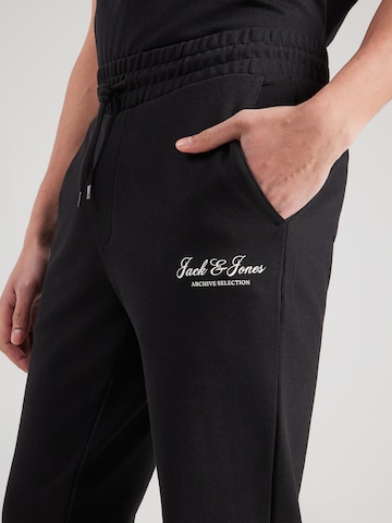 JACK & JONESJogging komplet 'JJEARCHIVE' - crna boja