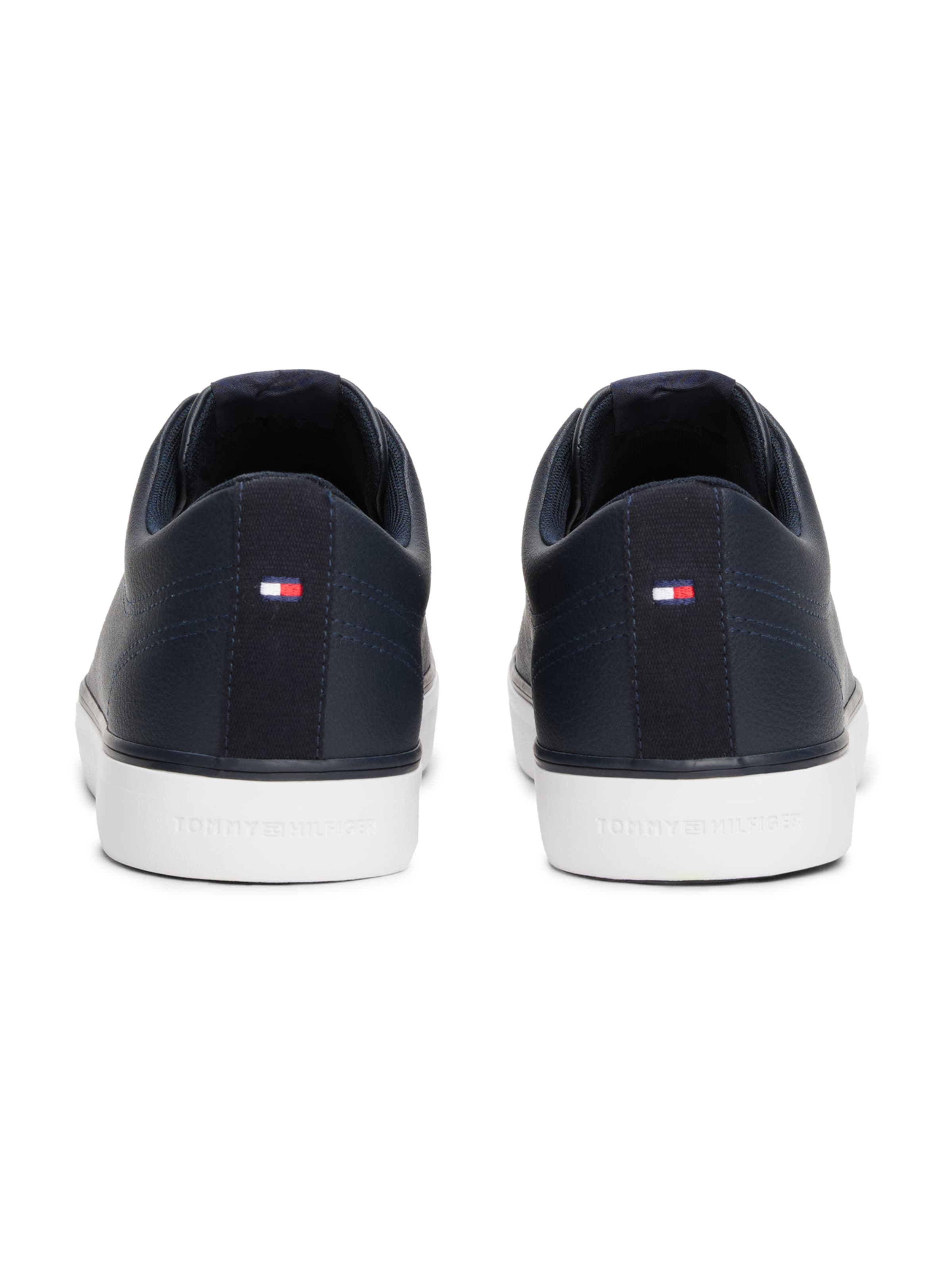 TOMMY HILFIGER Trainers in Blue