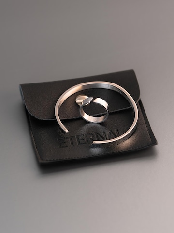 Eternal Jewelry Set in Silver: front