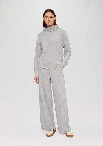 s.Oliver Wide leg Trousers in Grey: front