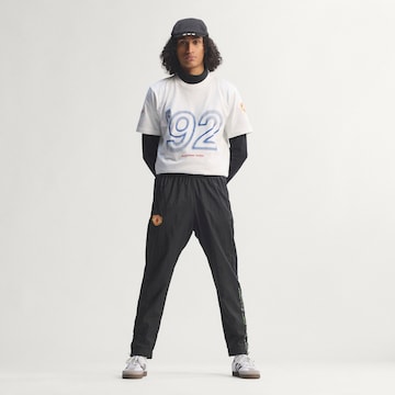 ADIDAS PERFORMANCE Tapered Sportbroek 'Manchester United 90' in Zwart