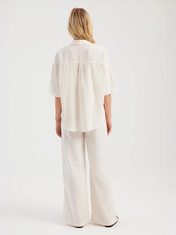 Tenue d'intérieur Hiccup en blanc