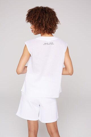 Soccx Ärmellose Bluse mit V-Ausschnitt in Weiß