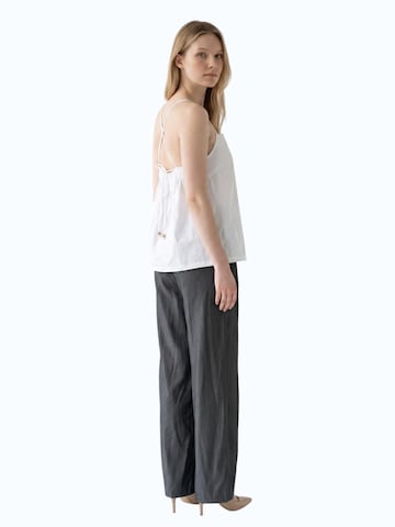 Viore Top in White