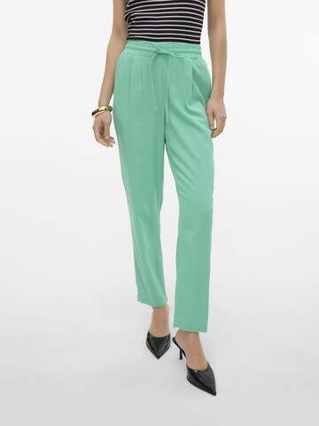 Loosefit Pantaloni 'JESMILO' di VERO MODA in verde